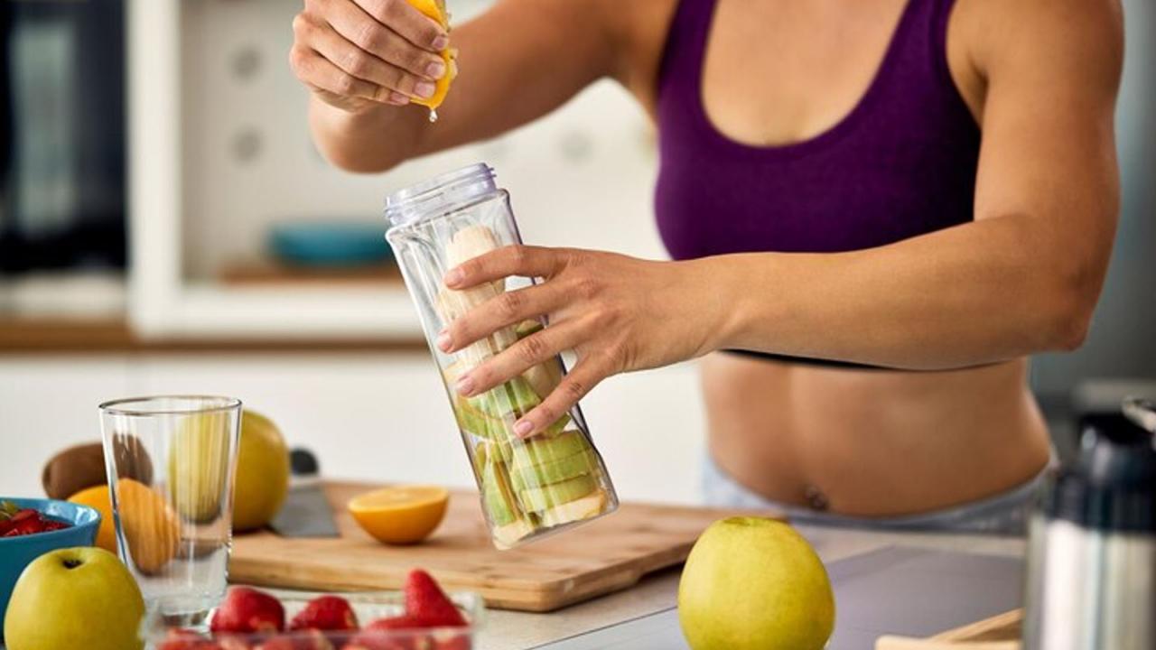 How To Detoxify The Body Naturally At Home
