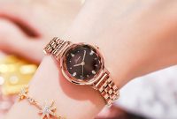 What Features To Consider When Buying A Smartwatch For Fitness